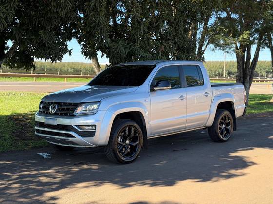 VOLKSWAGEN AMAROK 3.0 V6 TDI DIESEL HIGHLINE CD 4MOTION AUTOMÁTICO